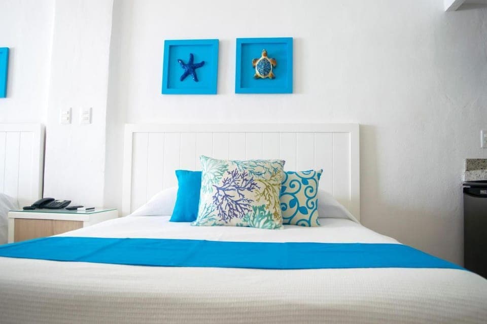 Private Shuttle Bsea Cancun Plaza Hotel to CUN Airport Gallery Image 2