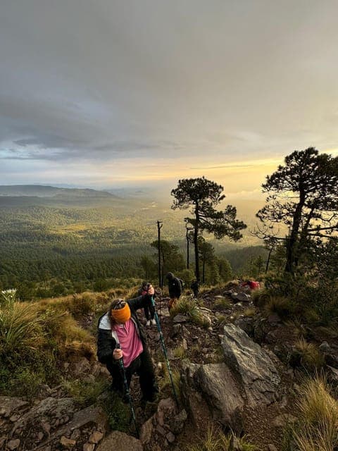 Sunrise on the heights: Pico del Águila. Mexico City. Gallery Image 2