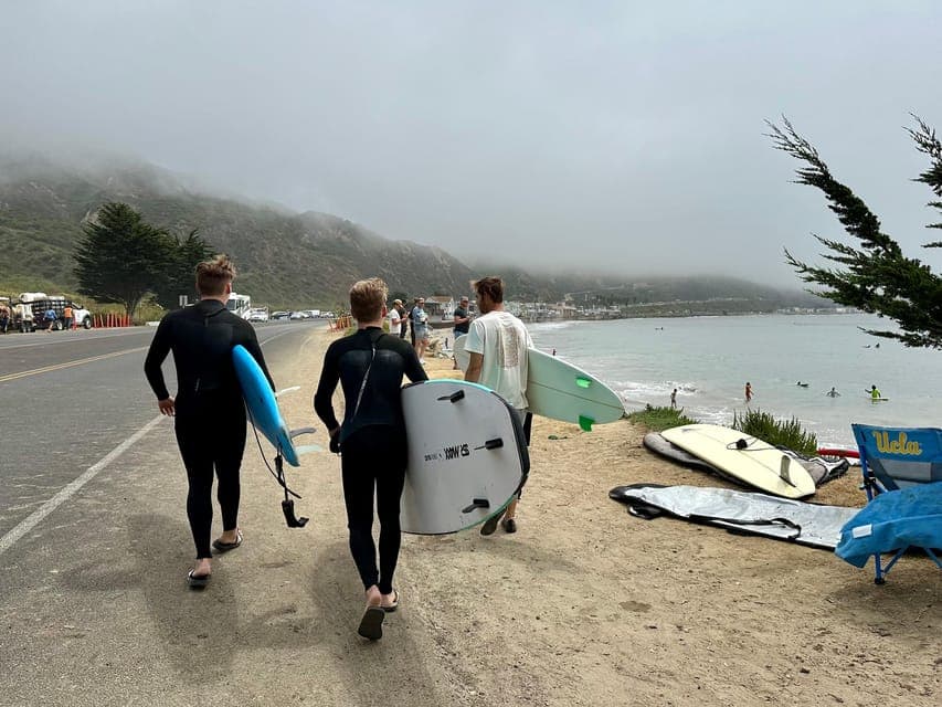 Surfing Lesson with Pro Surfer Kilian Garland Gallery Image 3