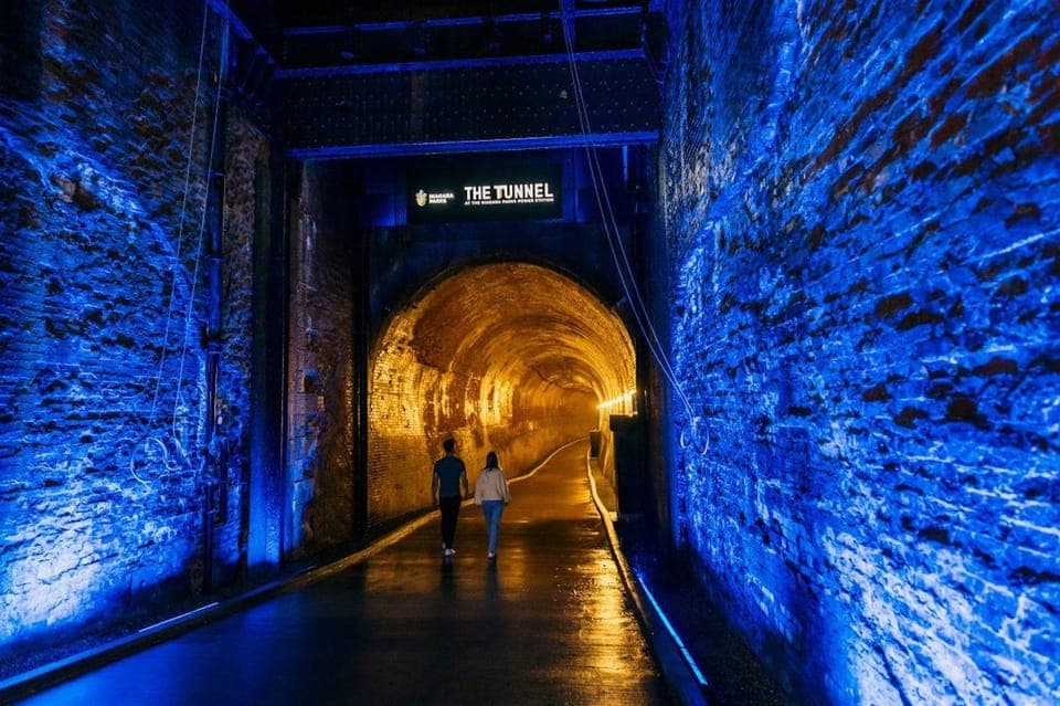 Niagara Falls: Niagara Parks Power Station & Tunnel at Night Gallery Image 3