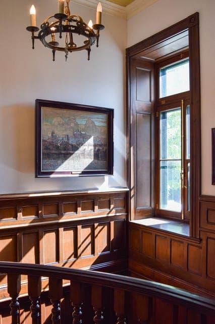 Guided Tour & Gin at the Quebec Garrison Club Gallery Image 3