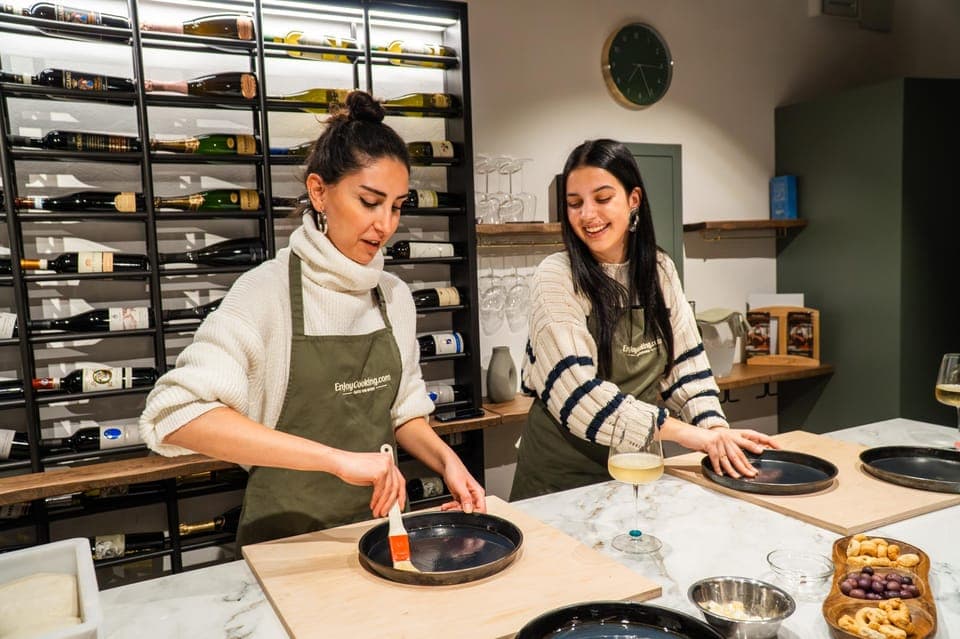 Pizza and Gelato Making Class with Wine Gallery Image 4