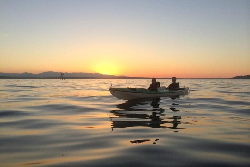 West Seattle Sunset Sea Kayak Tour Gallery Image 2