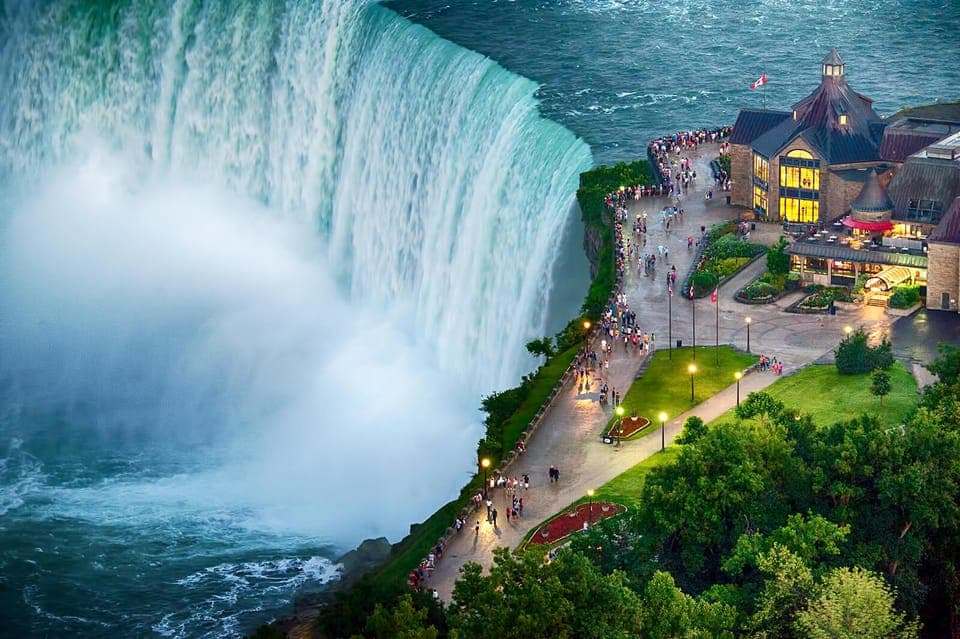 From Toronto: Winter Wonder of Niagara Falls Tour Gallery Image 2