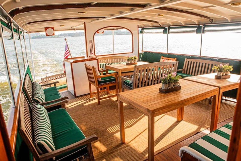 Fall Foliage Cruise on the Hudson River Gallery Image 2