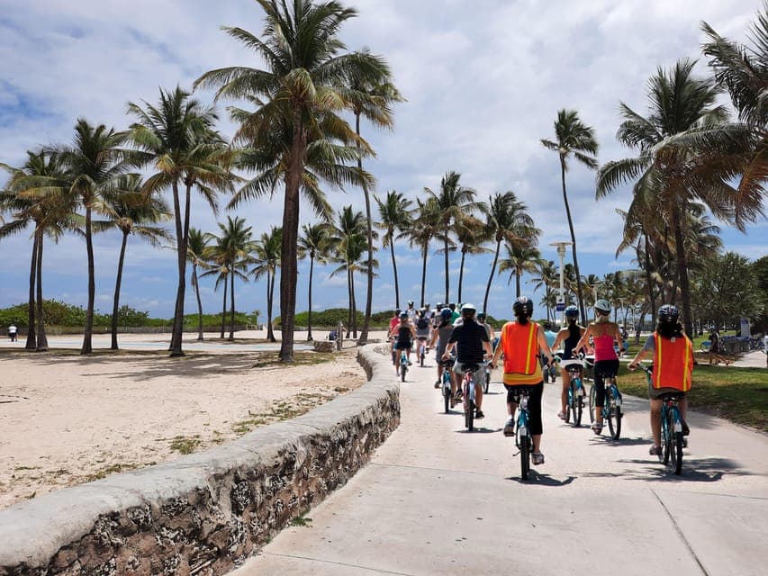 Miami Beach: Guided Bike Tour with Food Tasting (Adults) Gallery Image 2