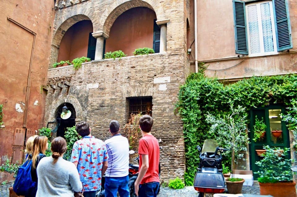 Trastevere & Tiber Island Street Food Tour at Sunset Gallery Image 3