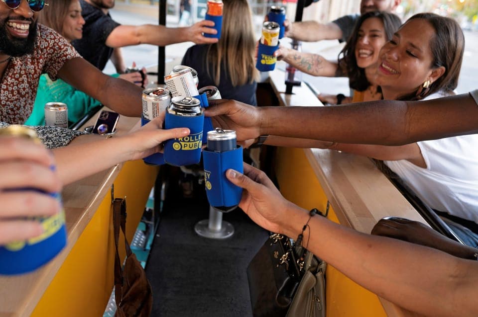 Trolley Pub Austin Private Group Tour Gallery Image 2