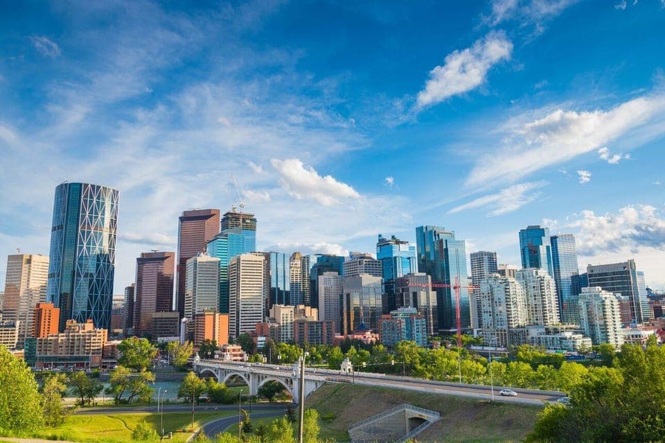 Heartwarming Walking Tour in Calgary for Those in Love Gallery Image 2