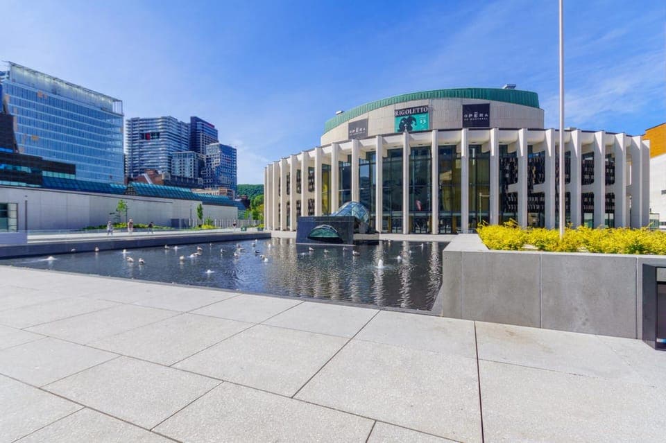 Montreal Underground Exploration: A Private Walking Tour Gallery Image 4