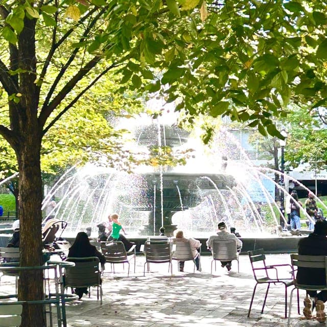 City Walking Tour Gallery Image 1