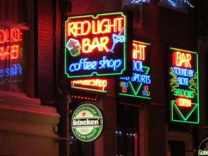Amsterdam Red Light District and Old Town Walking Tour Gallery Image 3