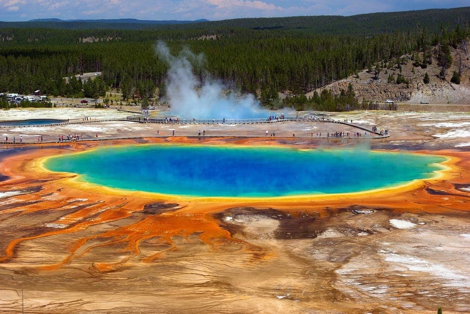 30. Los Angeles: 7-Day Small Group Yellowstone Tour Round Trip - Image 30