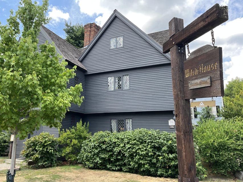 Salem Witch Tour from Boston by Train Gallery Image 4