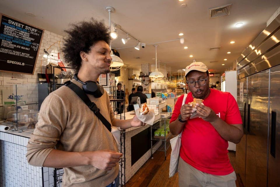 Brooklyn Food Tour of Mom-and-Pop Culinary Gems Gallery Image 3