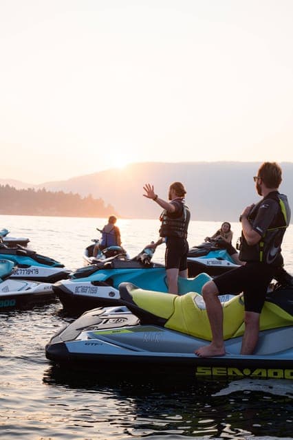Jetski to Bowen Island, incl beer, wine, coffee or icecream Gallery Image 2