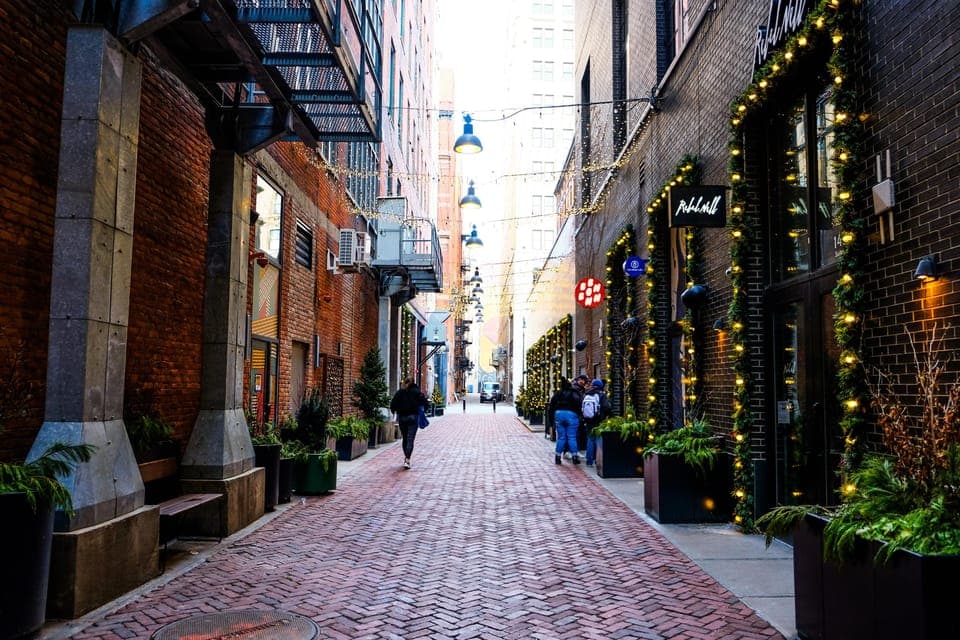 Donut and Pastry Tour with Tastings Gallery Image 1