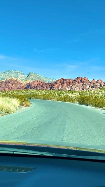 Tesla Self Guided Red Rock Canyon Loop Tour Gallery Image 4