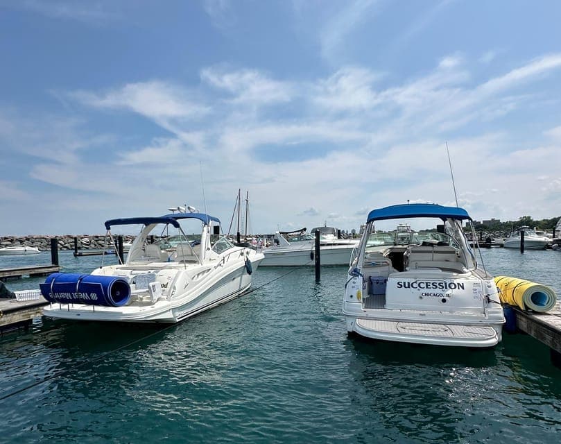 Private Chicago Boat Rental - Explore Chicago's Skyline - Image 1