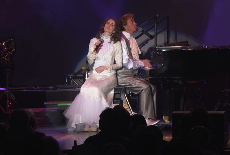 Carpenters Legacy Show at Planet Hollywood Resort Gallery Image 2