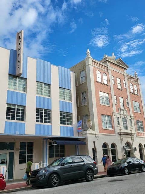 Miami Beach/ private city tour Gallery Image 2