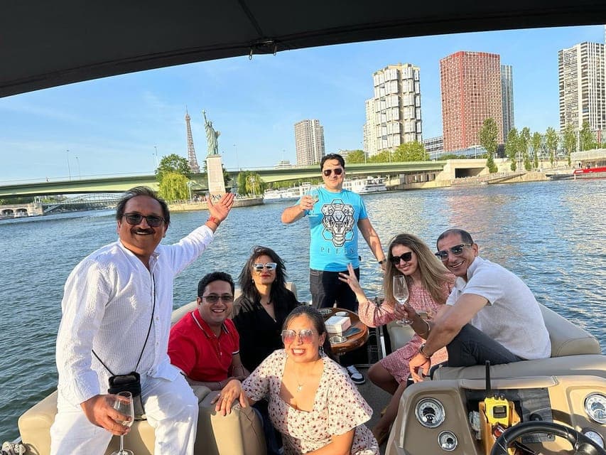 Private Seine River Cruise Gallery Image 3