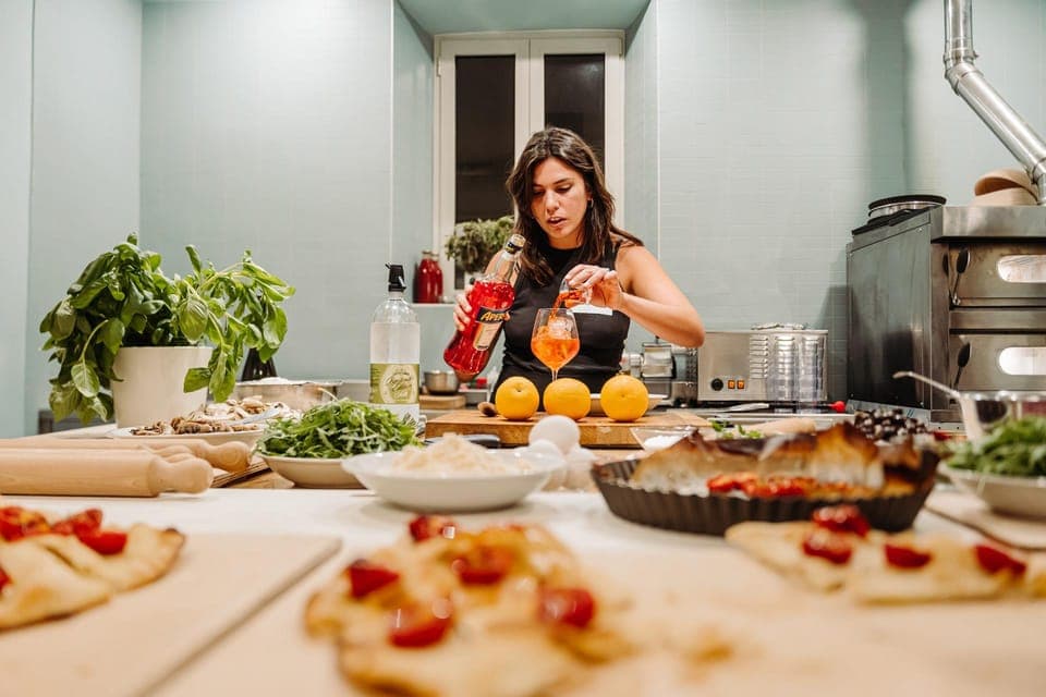 Pizza & Spritz Making Class with Dinner & Drinks - Image 5