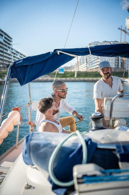 Private Boat Tour for 2, Swim, Snack and Drinks Gallery Image 3