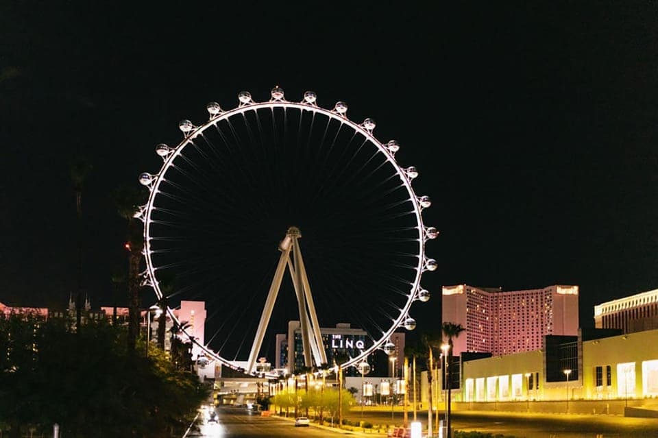 Vegas Illuminated: Ultimate Vegas Panaromic Night Bus Tour Gallery Image 2
