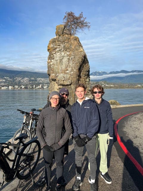 The Ultimate Stanley Park E-Bike Tour Gallery Image 4