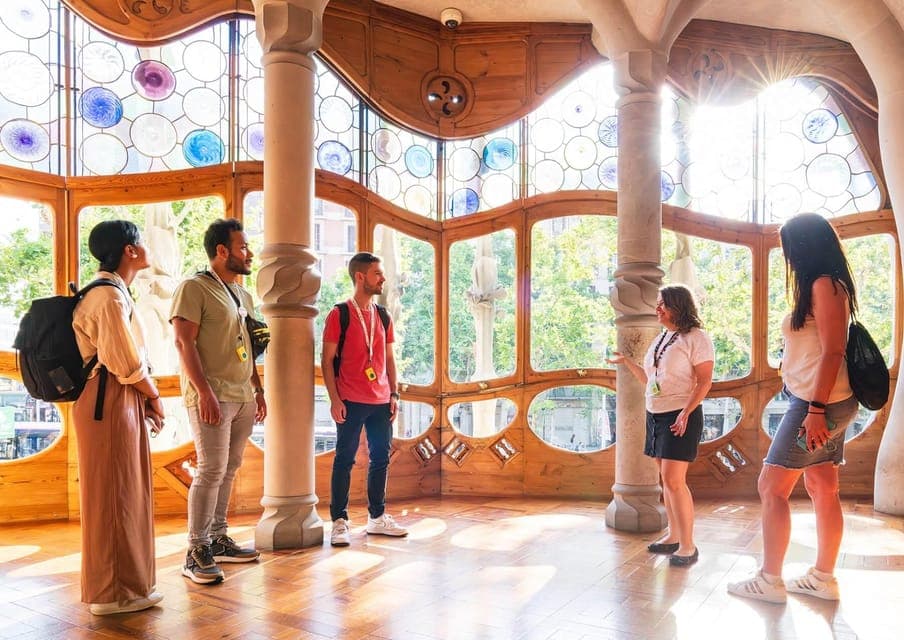 Casa Batlló Tour and Optional White Rabbit Museum Gallery Image 2