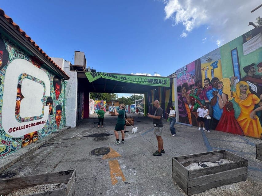 Little Havana walking food and salsa tour Gallery Image 4