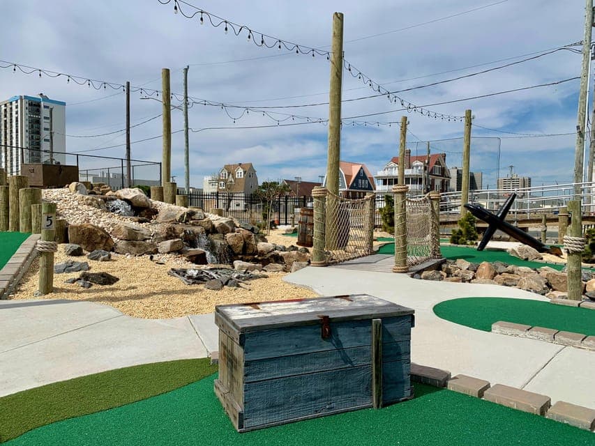 Ocean View Mini Golf Pass Gallery Image 4