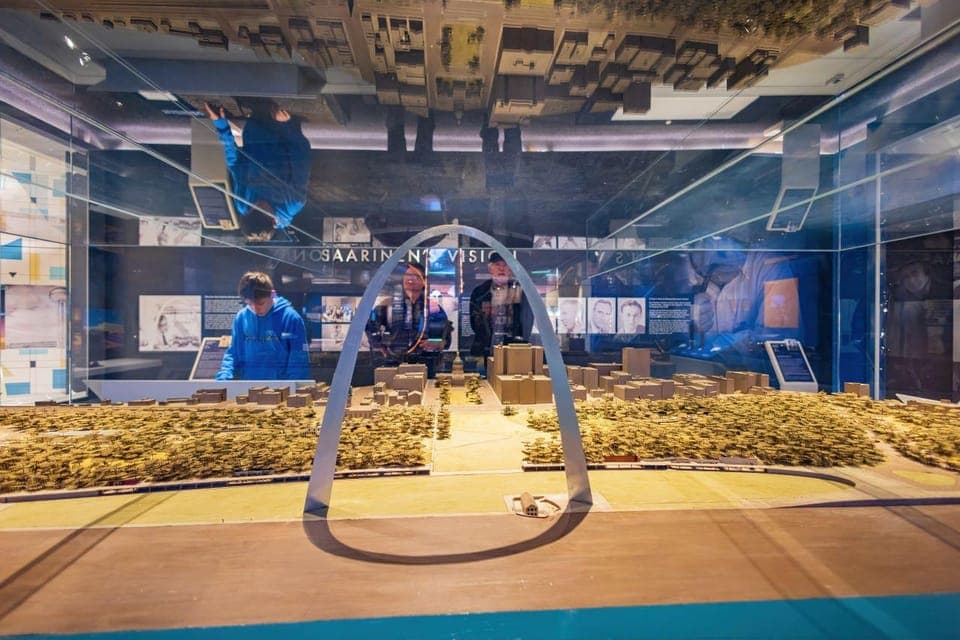 St. Louis Walking Tour with St Louis Arch Ticket Gallery Image 3