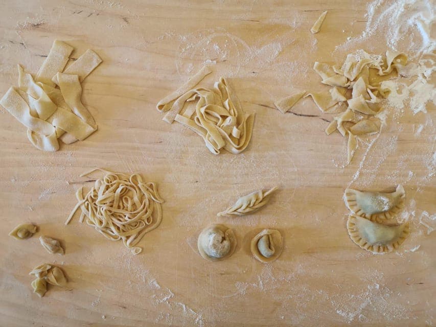 Pasta Masterclass & Wine Tour in the Vineyard Gallery Image 3