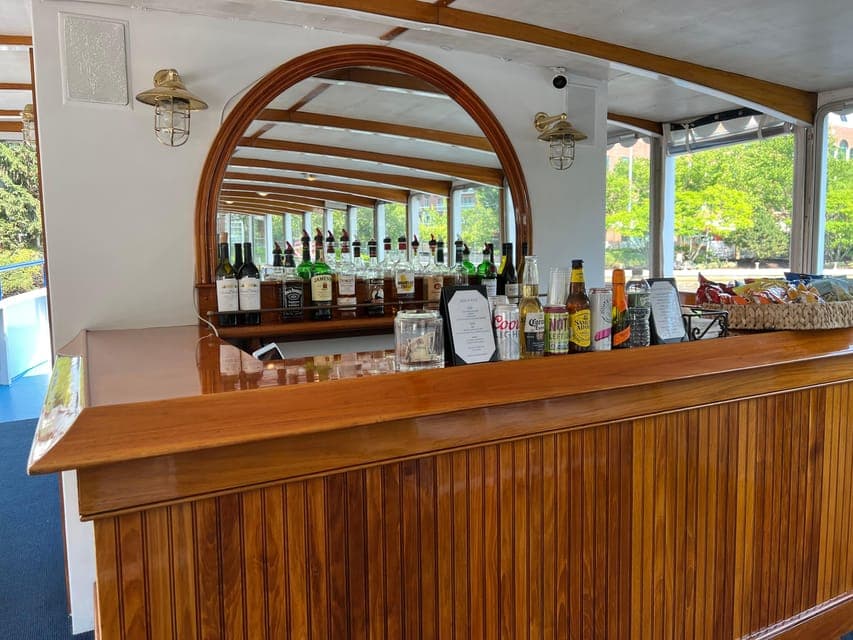 Charles River Sunset and Cocktail Cruise Gallery Image 2