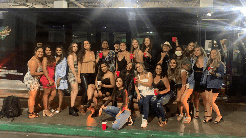 Private Party Bus Tour Of Vegas Strip w Champagne Gallery Image 4