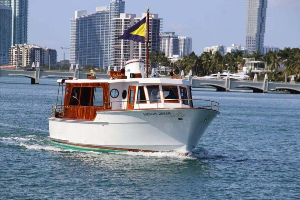 Miami Skyline Vintage Yacht Cruise, Gallery Image 4