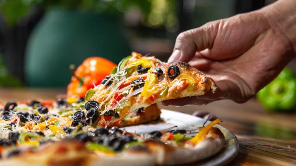 Hop-on Hop-off City Tour with Attractions Gallery Image 3