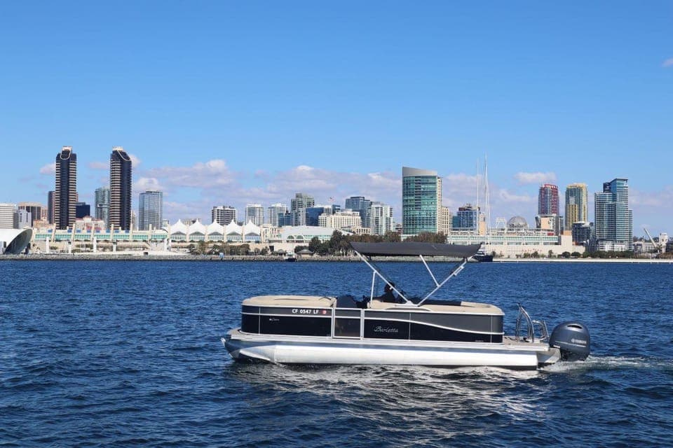 Pontoon Boat Rental on San Diego Bay Gallery Image 2