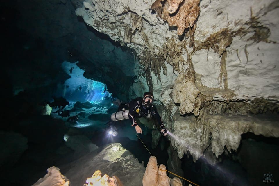 From Cancun: 2 Dives in Cenote Dos Ojos for Certified Divers Gallery Image 1