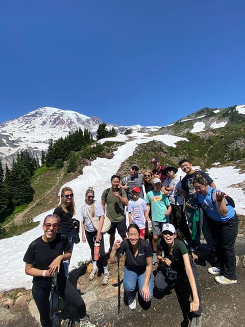 Mt. Rainier Private Group, comfortable SUV Gallery Image 4