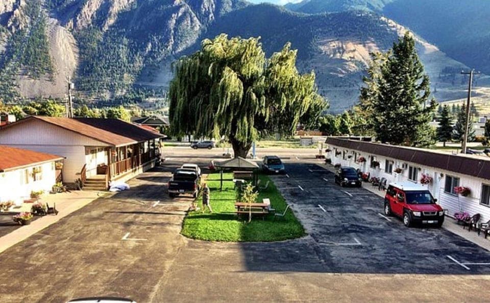 3-Day Tour to Manning Park, Nelson & Osoyoos Gallery Image 4