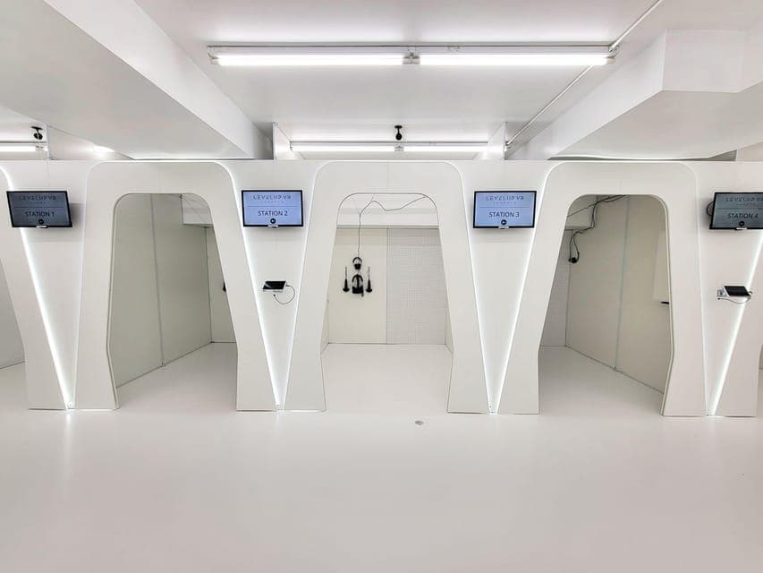 Immersive Virtual Reality Arcade Experience Gallery Image 4