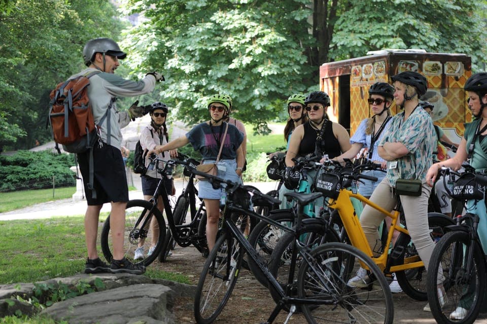Highlights of Central Park Bike or eBike Tour Gallery Image 2