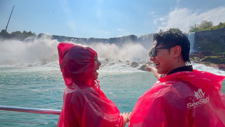 Niagara Falls Exclusive Walking Tour: Voyage to the Falls Gallery Image 3