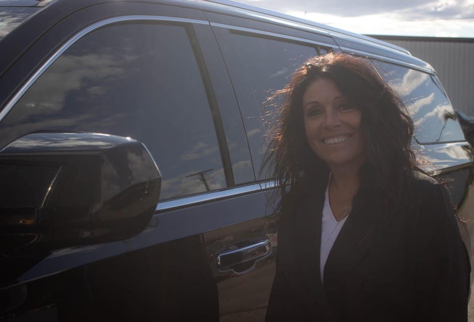 4 Hours Private Tour in a Luxury Vehicule Gallery Image 3