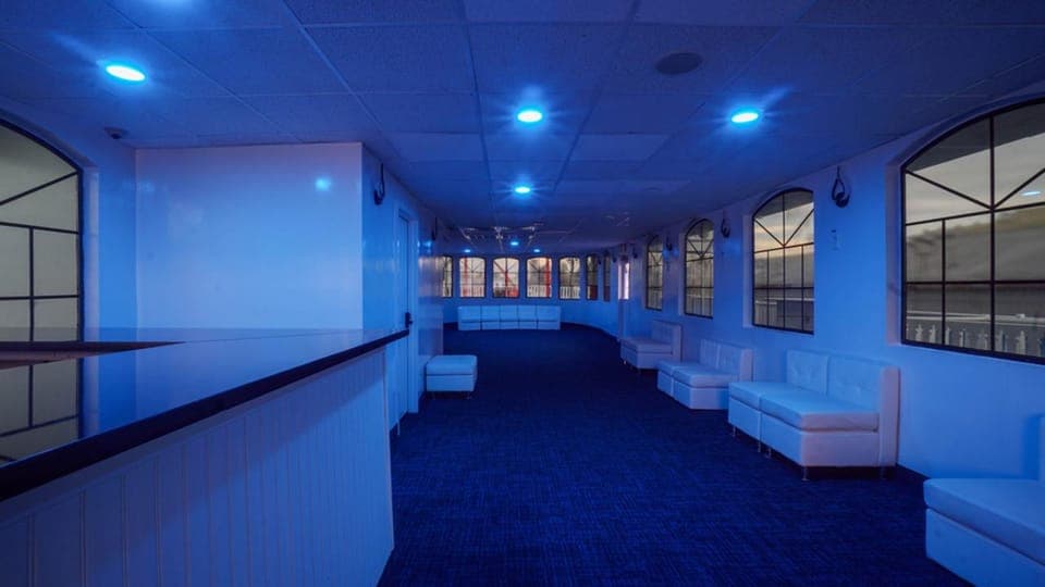 Liberty Belle NYC New Year's Eve Party Gallery Image 4