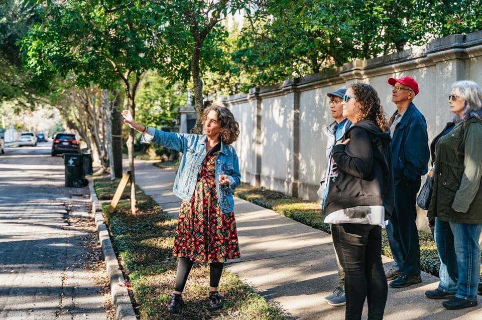 22. Garden District Guided Walking Tour - Image 22