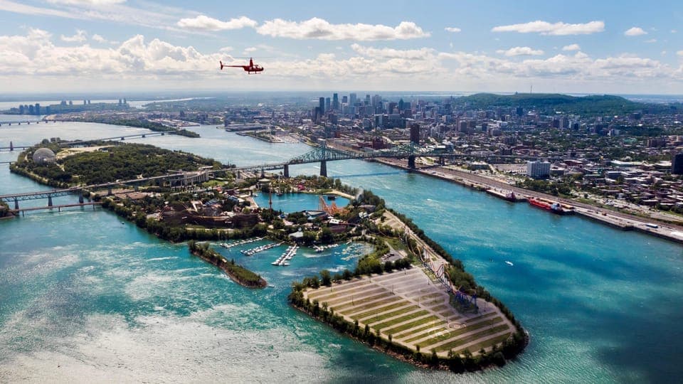 Guided Helicopter Tour Gallery Image 2